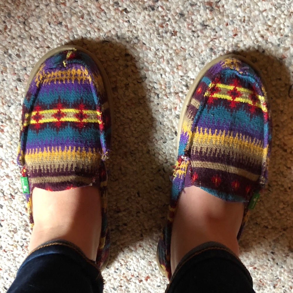 Women’s Aztec Sanuks